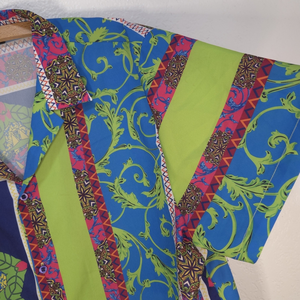 Mens Boohoo Size L Neon Green Blue Hawaiian Paisley T Shirt Short Sleeves Button - Picture 7 of 15